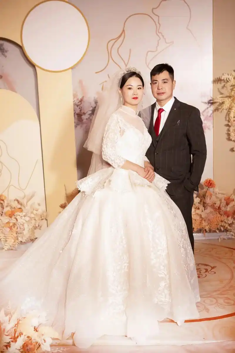 婚礼照片 - 初见 - 抖音