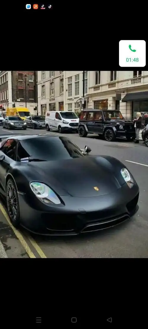 panamera社区>豪车图片帕拉梅拉越野车兰博基尼>720_1600竖版 竖屏