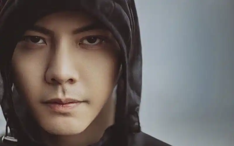 陈伟霆潇洒率性高清桌面壁纸,大陆明星,帅气,帅哥,写真,陈伟霆,演员