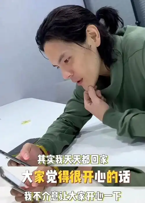 郭碧婷复出打工引关注向佐坚持演戏追梦两不误