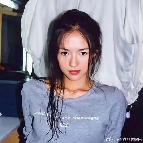 章子怡刚刚上线了##章子怡微博头像