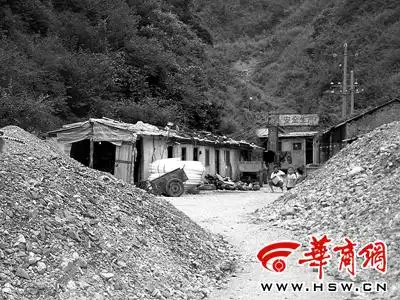 潼关一金矿矿难3人遇难 人已葬矿方仍称无事故