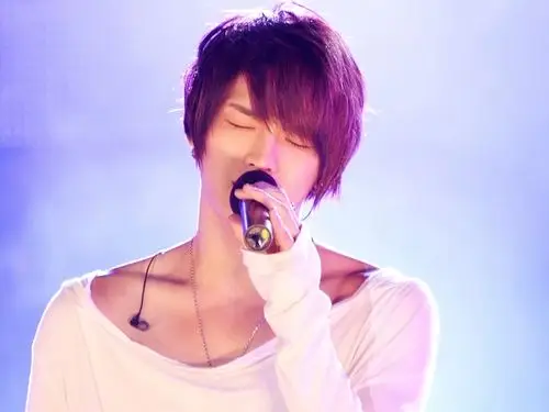 东方神起成员金在中