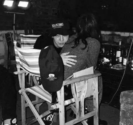 gd权志龙女友都有这项必备条件?