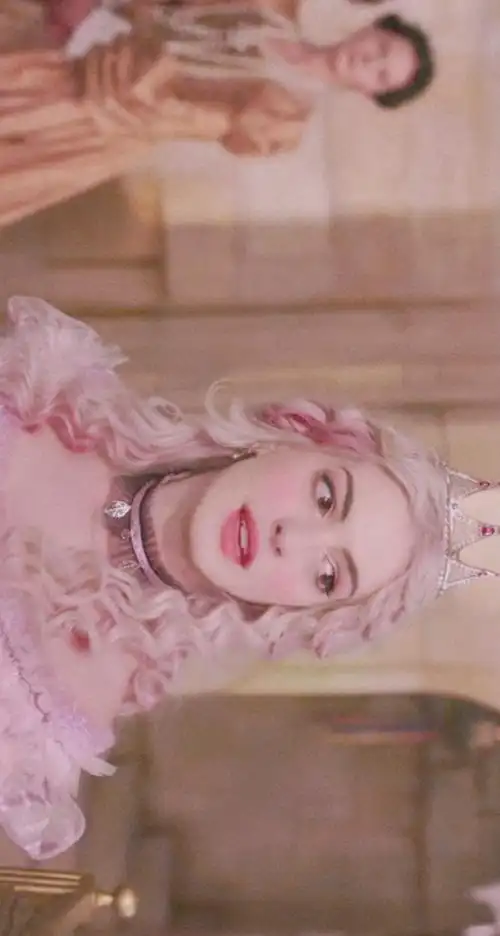 绝美白皇后,小时候也好好看,啊