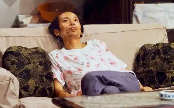 葛优躺的危害青少年如何保护脊柱多图