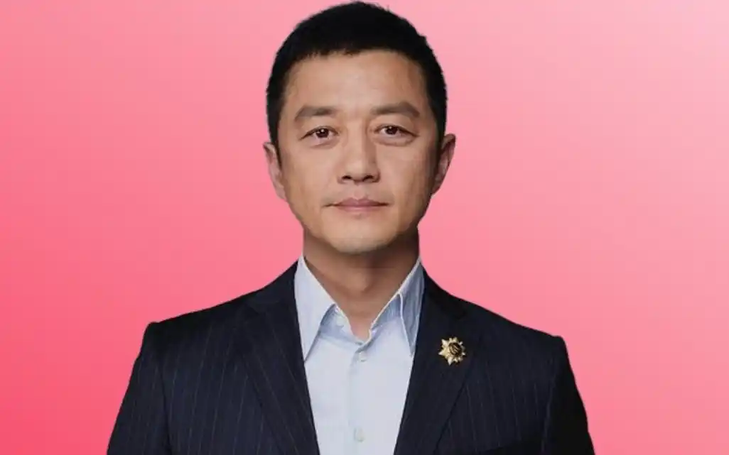 李嫣仅用一张照片,就揭开了李亚鹏的秘密,原来这一切竟与李夏有关