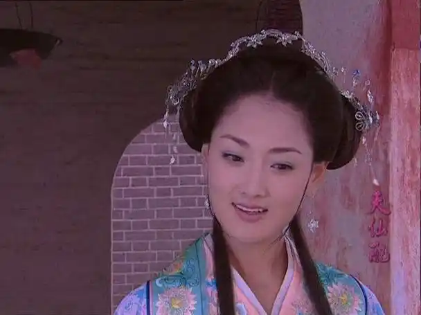 "张巧嘴"的扮演者叫做陈洁,从中央戏剧学院毕业的她也是一位实力派