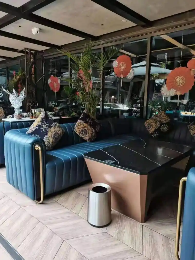 别墅家庭ktv沙发茶几私人豪华家庭ktv包厢装修图自己家用ktv包厢装修