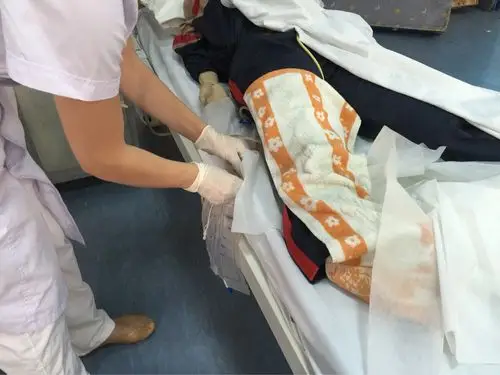 一次性为女病人导尿术操作流程详解图