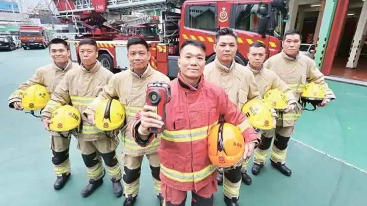 香港消防智取火柜 扑灭屯门内河15日长命火