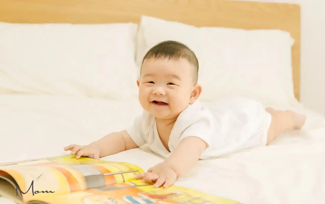 宝宝笑 #萌娃成长日记 谁能拒绝给自己宝宝拍一组写真呢~ - 抖音