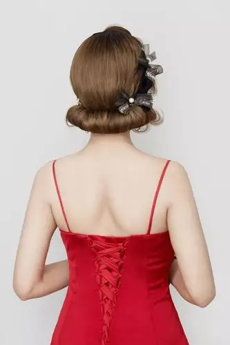 背影杀仙气绝美新娘发型