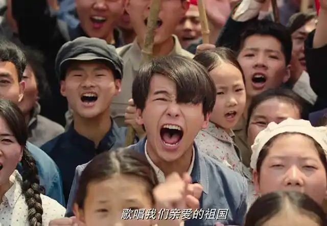 闲暇时间,又看了《我和我的祖国》这部电影,电影由七个故事组成,全片