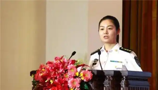 张超牺牲时年仅29岁,女儿才刚学会叫爸爸,如今现状如何?_腾讯新闻