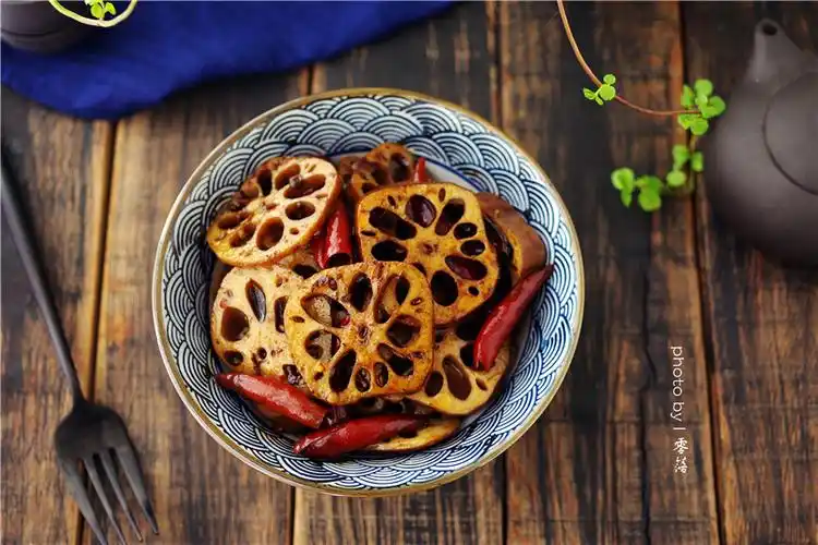 卤藕片——莲藕别只会炒和炖,这样做更简单更好吃