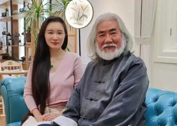 42岁娇妻杜星霖官宣四胎,晒彩超已怀孕50多天|刘涛|何琢言|樊馨蔓