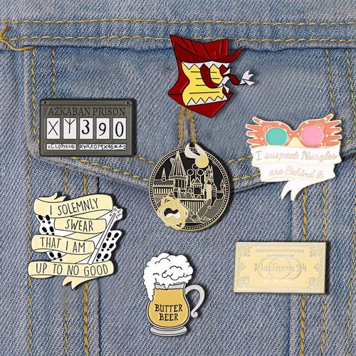 时尚卡通魔法学院徽章电影哈利波特车票城堡合金胸针可爱饰品挂件