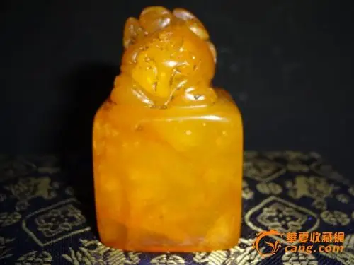 田黄石--寿山石印章