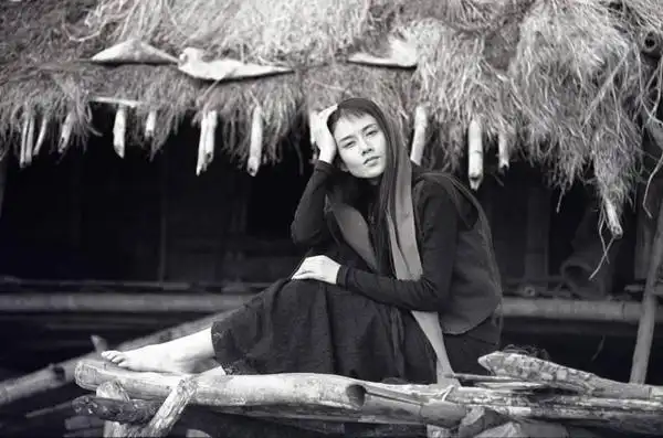 没整容没ps,年轻时的杨丽萍原来那么美!