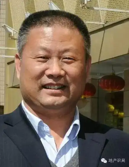 中青网:毕福剑欠全国人民一个道歉   中国人的信任危机?