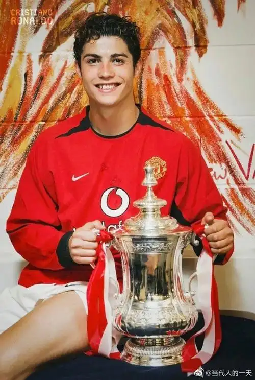 c罗上帝之发##c罗年轻时好奶