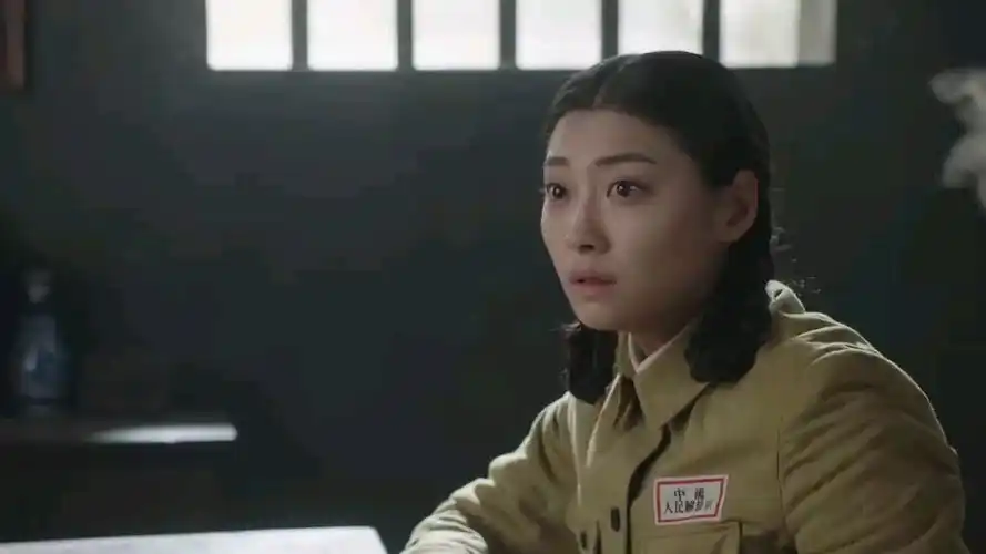 战天狼的片段,武十三来看方碧怡咯.