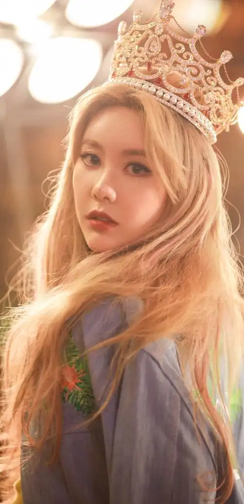 天仙美人李居丽