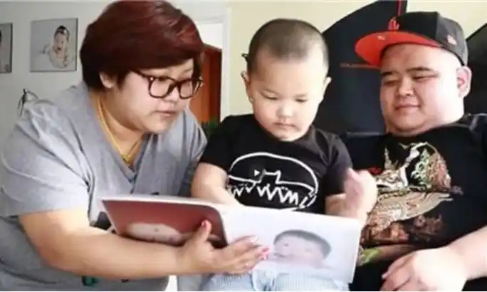 孙越的妻子是圈外人,也是一个胖子.