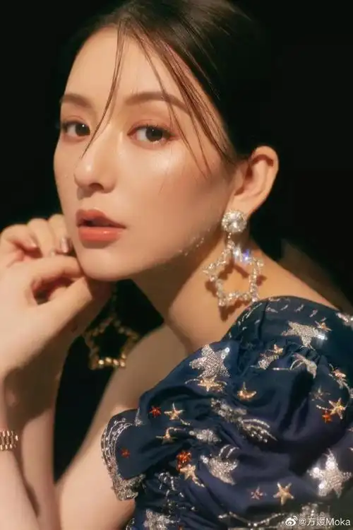 新疆佟丽娅,东北的宋佳:哪里有中国最美的女演员?