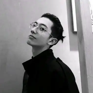 微信男生头像黑白霸气2020伤感的男生个黑白头像大全