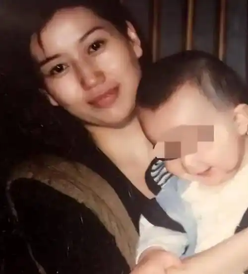 同样是张铁林的基因,把前妻和两位情人的孩子一对比