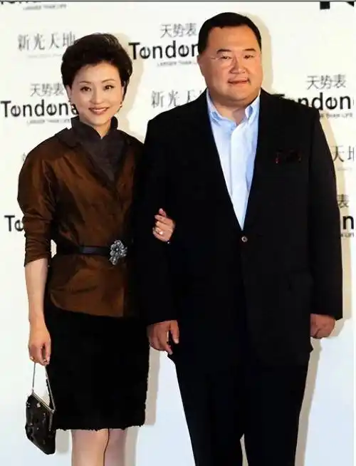 杨澜的宝贝儿子!长相完美复制粘贴,1米85身高撩爆少女心!