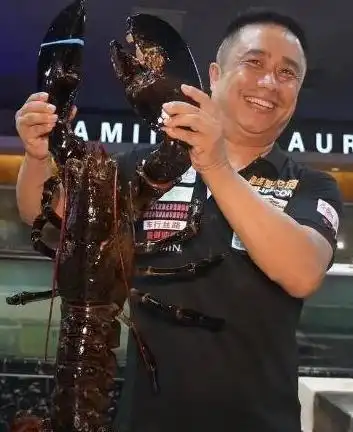 小知识:世界上最大的虾是什么虾有多大,波士顿龙虾(附超大龙虾图片) !