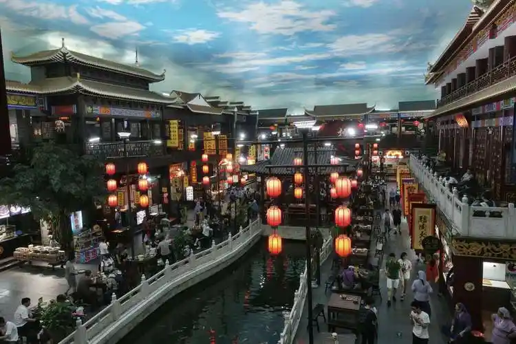 河南三日游(汴梁小宋城,万仙山,郭亮挂壁长廊,夜游云溪谷,八里沟)