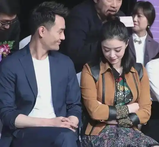 王凯的第二个绯闻女友就是王子文,因为欢乐颂曲筱绡和赵医生太甜了