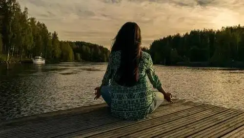 一个人安静淡然句子