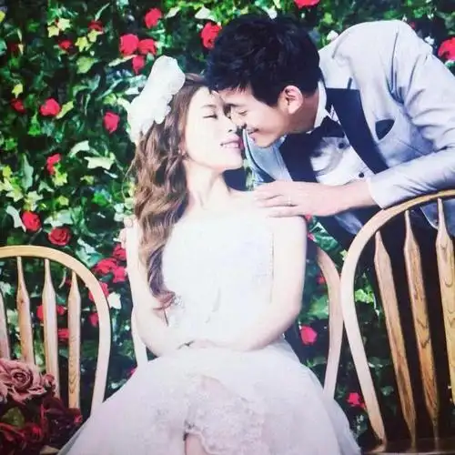 上港夺冠却爆负能量国门颜骏凌因出轨离婚