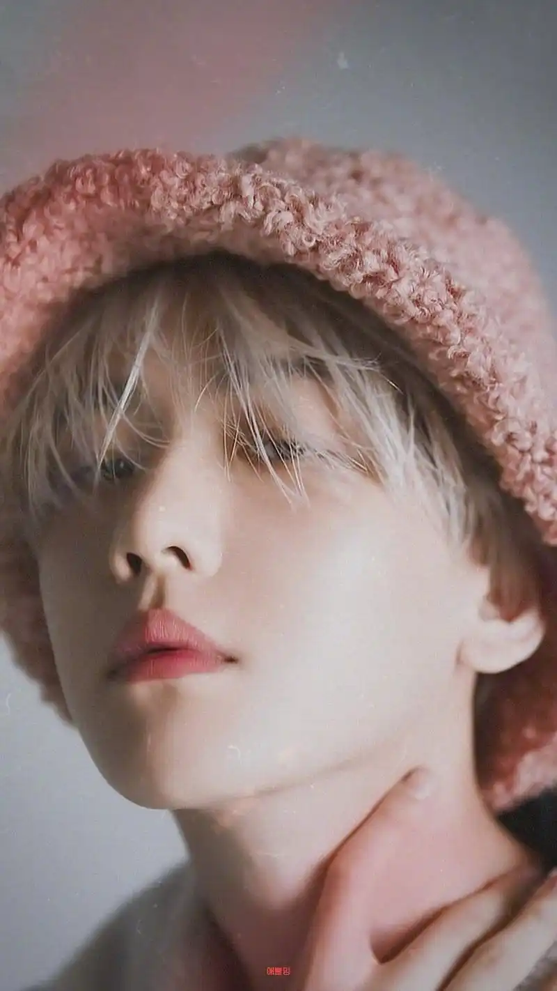 精选边伯贤壁纸:像初恋一样的男孩子