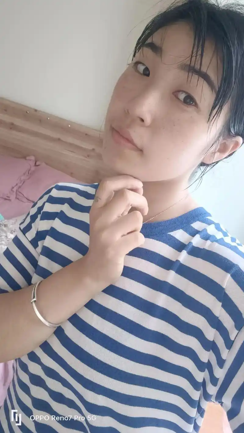 素面朝天 #农村妇女 #30岁的女人 偶尔来一张素颜照,看 - 抖音