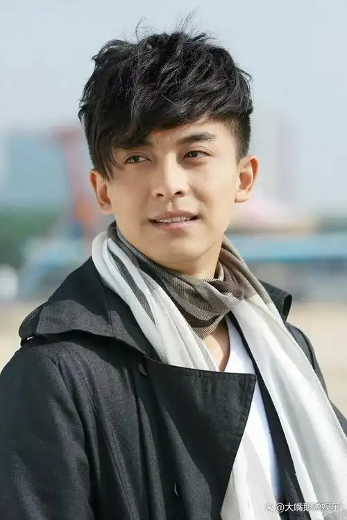 回顾《新还珠格格》演员:未婚紫薇整容式变美,柳红嫁导演生俩娃