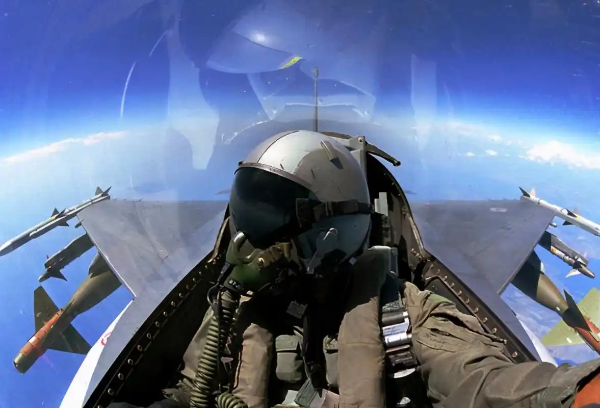 令人发指!美国高薪编制空军飞行员性侵女童,之后发消息自投罗网