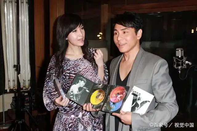 周慧敏和黄凯芹