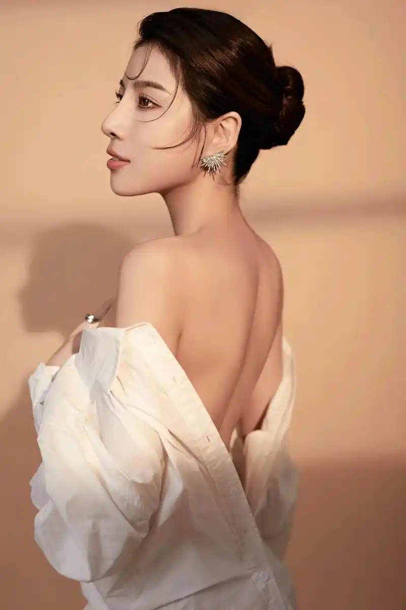 美女 #颜值 #女神 #这谁顶得住啊 #写 - 抖音