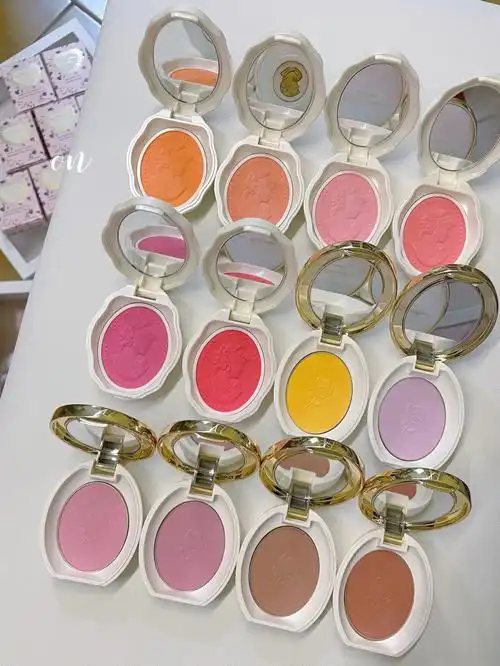 laduree拉杜丽腮红你喜欢新版还是旧版呢