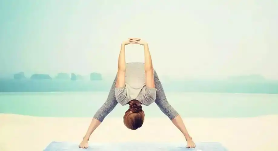 瑜伽7个体式,助你更易开肩