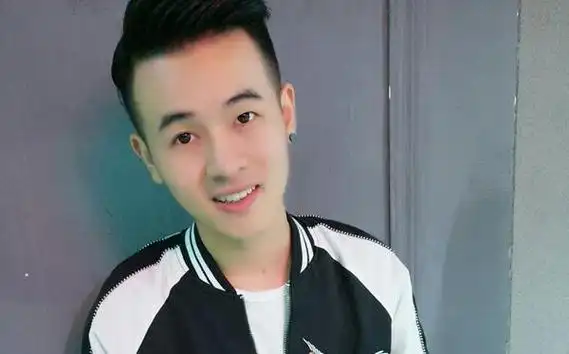 小阿枫_小阿枫个人资料_小阿枫主播动态_trend主播网