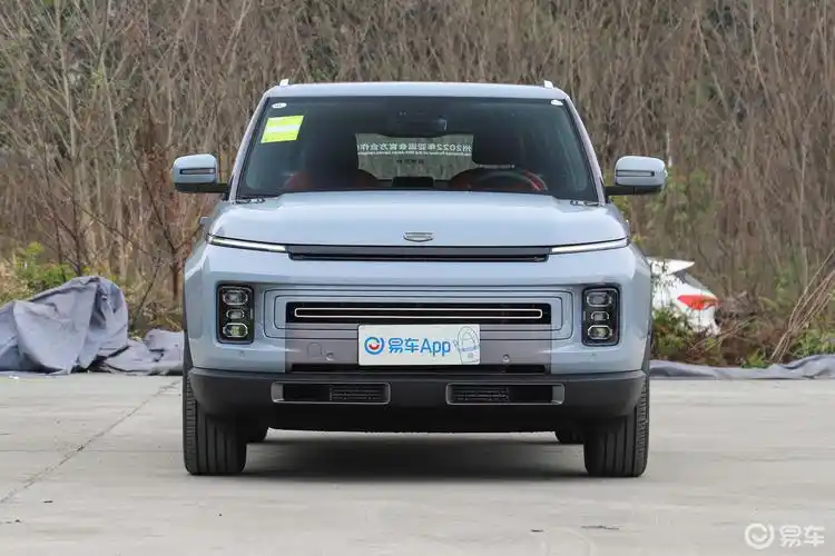 图片>吉利汽车>吉利icon>2020款>1.5td双离合i9> 9.98万-12.88