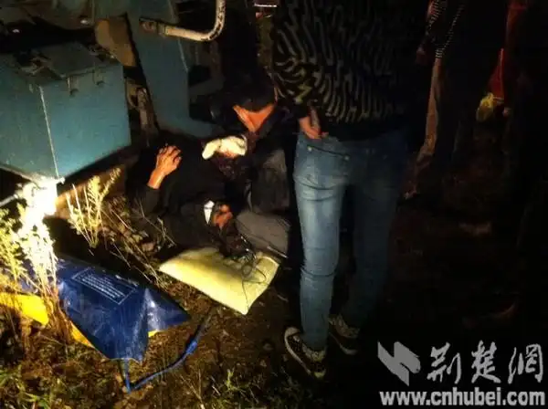 武汉火车碾压行人追踪:现存铁路道口87个 近5年致死2人