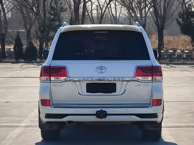 丰田 兰德酷路泽  2016款 4.0l 中东版图片